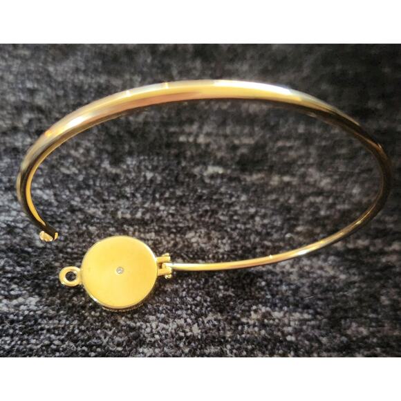 Michael Kors Crystal Gold Tone Women’s Watch n Matching Logo Bangle Bracelet Set - Picture 7 of 8